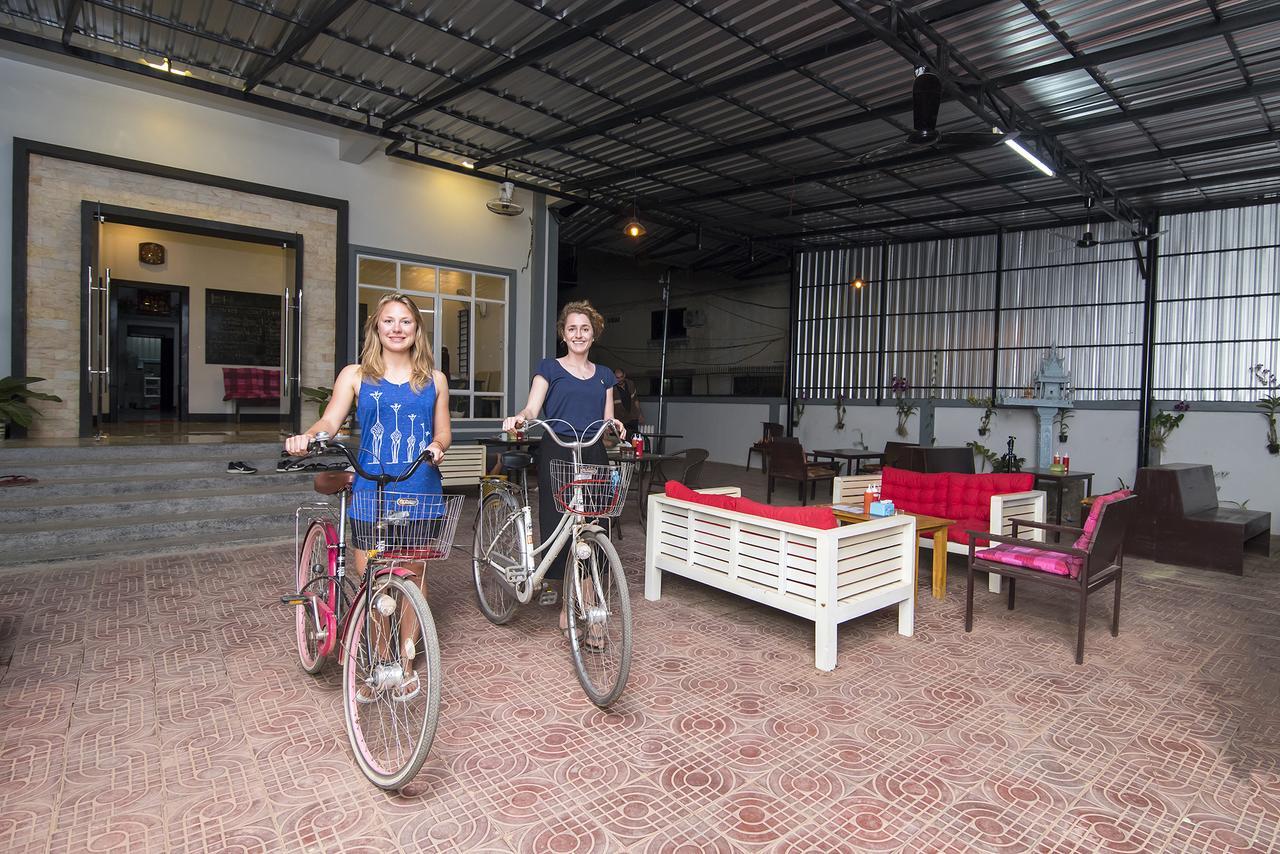 Agogo Hostel Siem Reap Exterior photo